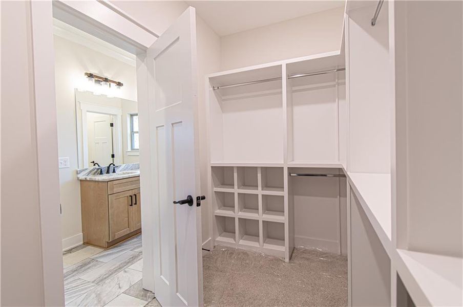 Furnished interior view inside a new home in , Jasper (Image 13).