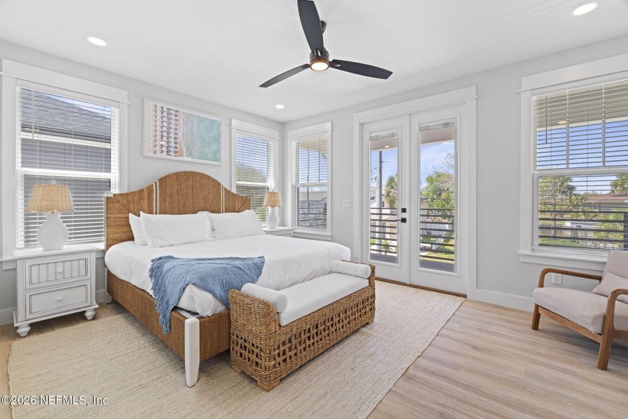 Furnished interior view inside a new home in , Jacksonville Beach (Image 64).