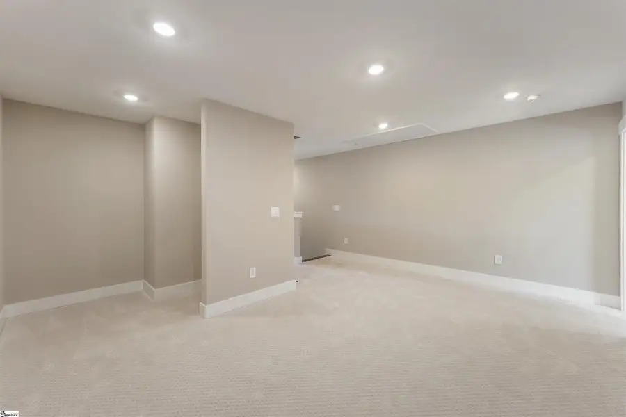 Image 15 of a home in Renaissance Place.