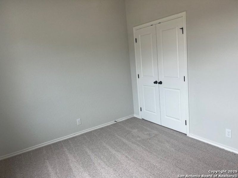 Spacious, unfurnished interior of a new home in Cordova Trails, Seguin (Image 15).