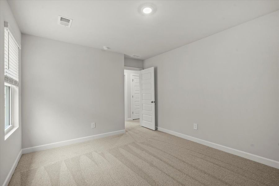 Spacious, unfurnished interior of a new home in Maxwell Commons, Easley (Image 27).
