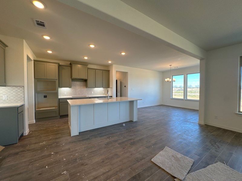 Image 12 of a home in Fairview Meadows.