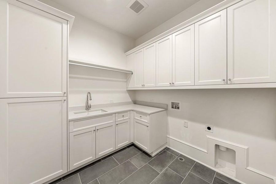 Furnished interior view inside a new home in , Milton (Image 54).