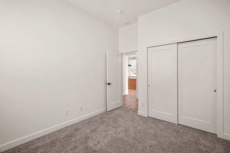 Spacious, unfurnished interior of a new home in Paseo Del Este Unit 9, El Paso (Image 27).