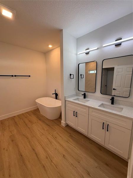 Furnished interior view inside a new home in , Ocala (Image 9).