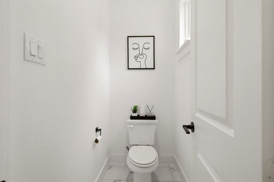 Furnished interior view inside a new home in , Frisco (Image 15).
