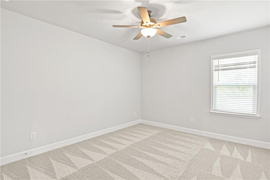 Spacious, unfurnished interior of a new home in Haverhill Estates, Dacula (Image 12).
