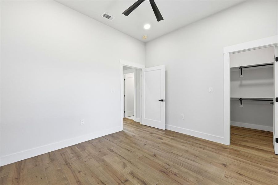 Spacious, unfurnished interior of a new home in , Grandview (Image 19). Spacious, unfurnished interior of a new home in , Grandview (Image 19).