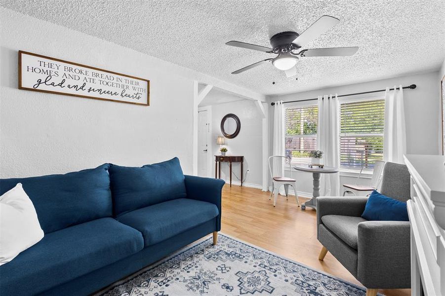Furnished interior view inside a new home in , Weatherford (Image 6).