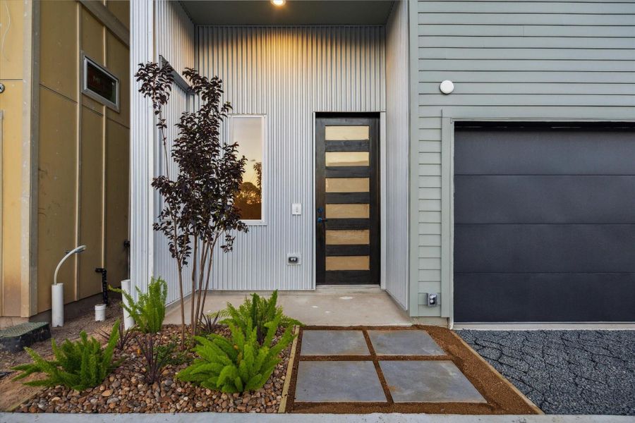 Exterior details and patio area of a home in , Houston (Image 1). Exterior details and patio area of a home in , Houston (Image 1).