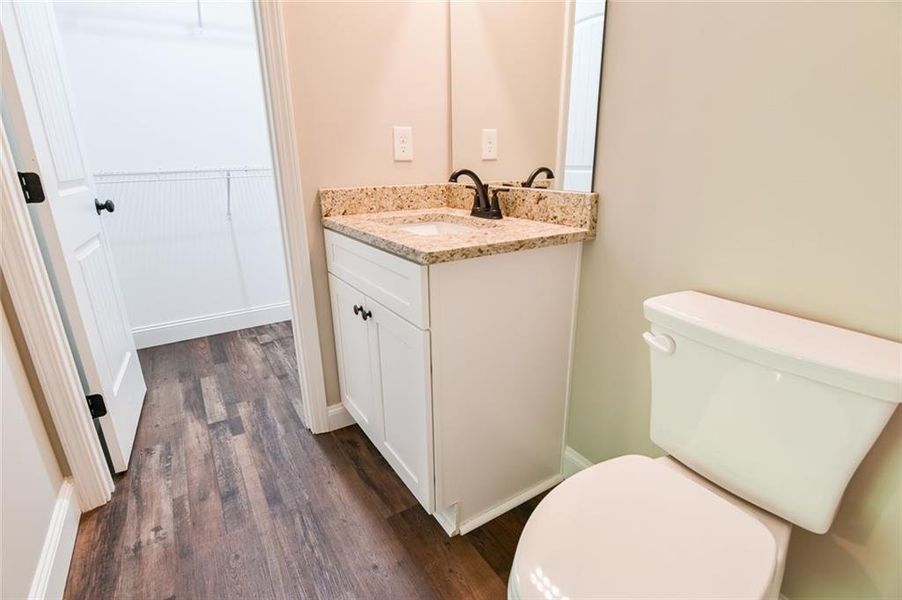Furnished interior view inside a new home in , Dahlonega (Image 9).