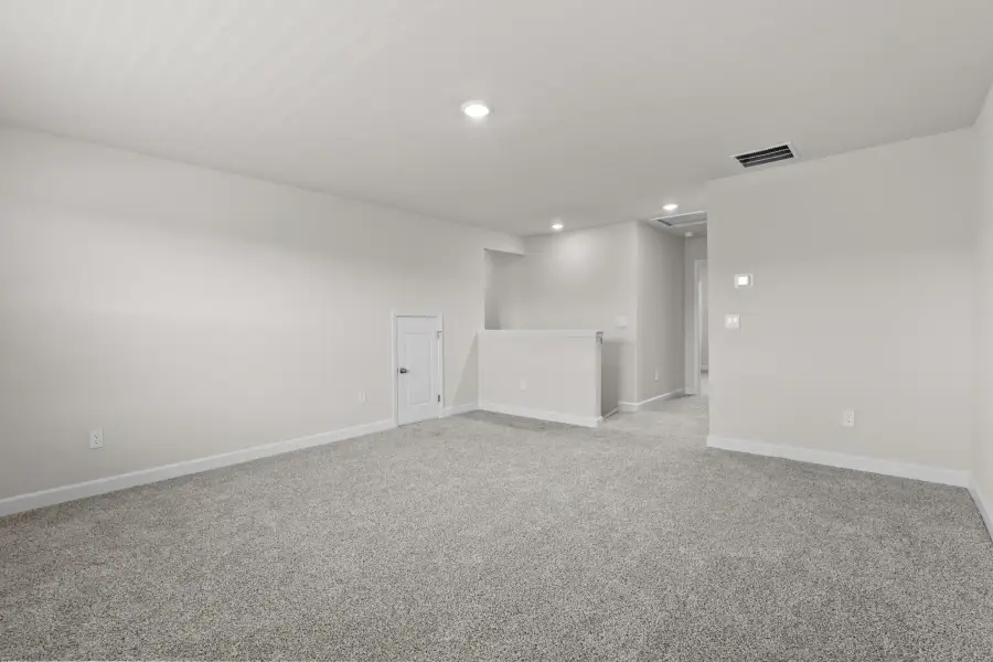 Spacious, unfurnished interior of a new home in Waterside - Coastline Series, Longs (Image 31). Spacious, unfurnished interior of a new home in Waterside - Coastline Series, Longs (Image 31).