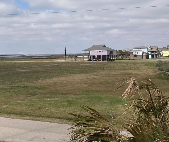 Community amenities in , Galveston (Image 25).