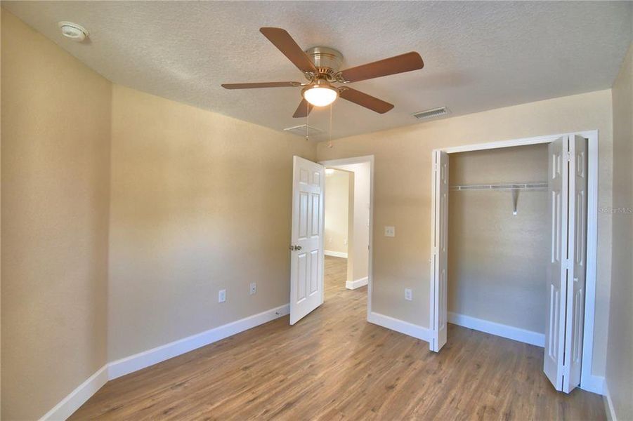 Spacious, unfurnished interior of a new home in , Lake Wales (Image 13).