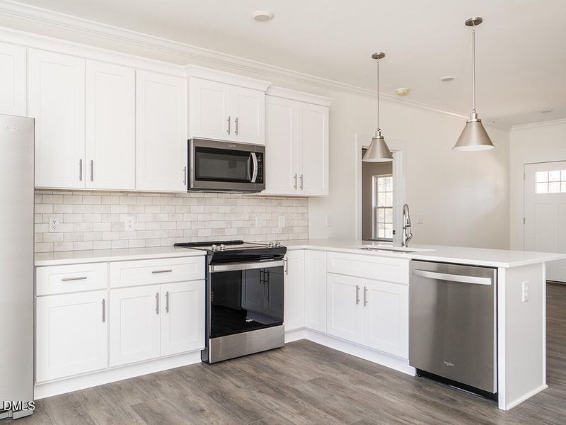 13 1191_PerkinsonRd Kitchen4_MLS 13 1191_PerkinsonRd Kitchen4_MLS