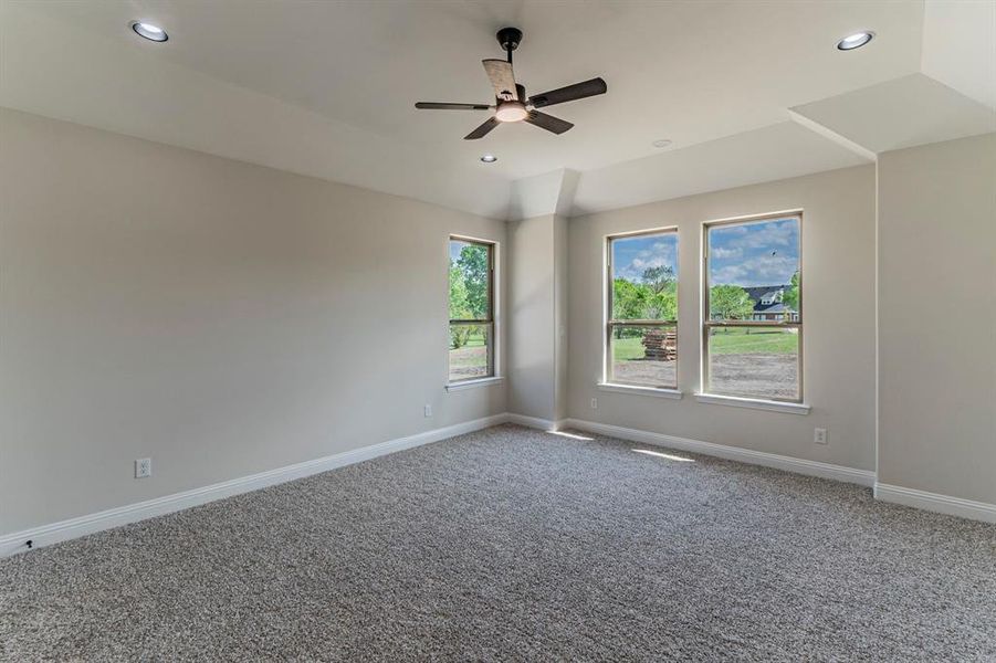 Spacious, unfurnished interior of a new home in , Van Alstyne (Image 23).