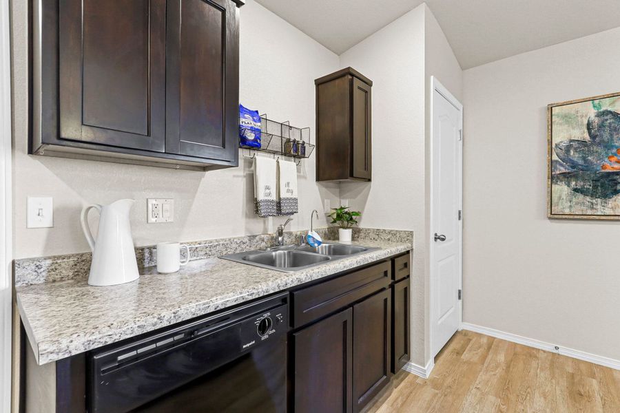 Furnished interior view inside a new home in Rancho Desierto Bello, Horizon City (Image 14).