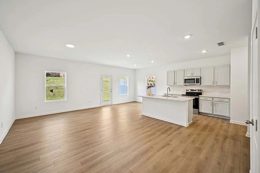 Sample Photo: Family Room