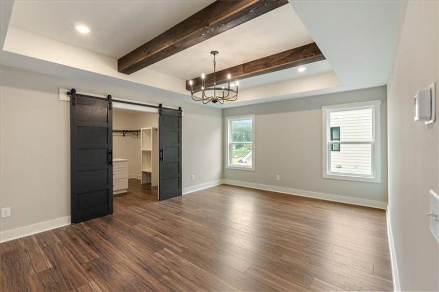 Spacious, unfurnished interior of a new home in , Emerson (Image 18).
