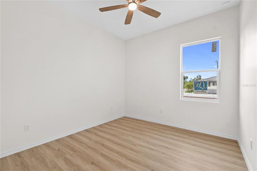 Spacious, unfurnished interior of a new home in , St. Petersburg (Image 37).