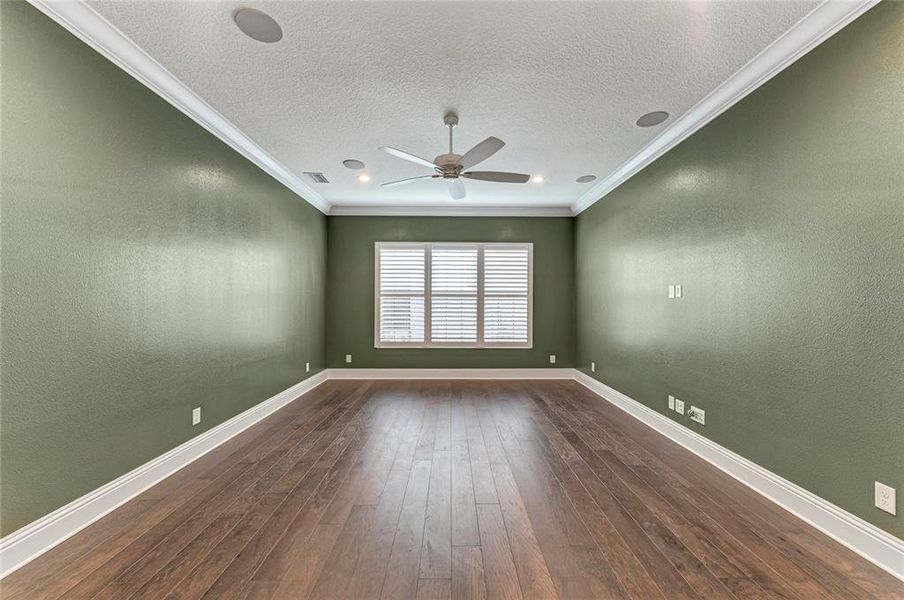 Spacious, unfurnished interior of a new home in The Alcove at Waterside, Sarasota (Image 55). Spacious, unfurnished interior of a new home in The Alcove at Waterside, Sarasota (Image 55).