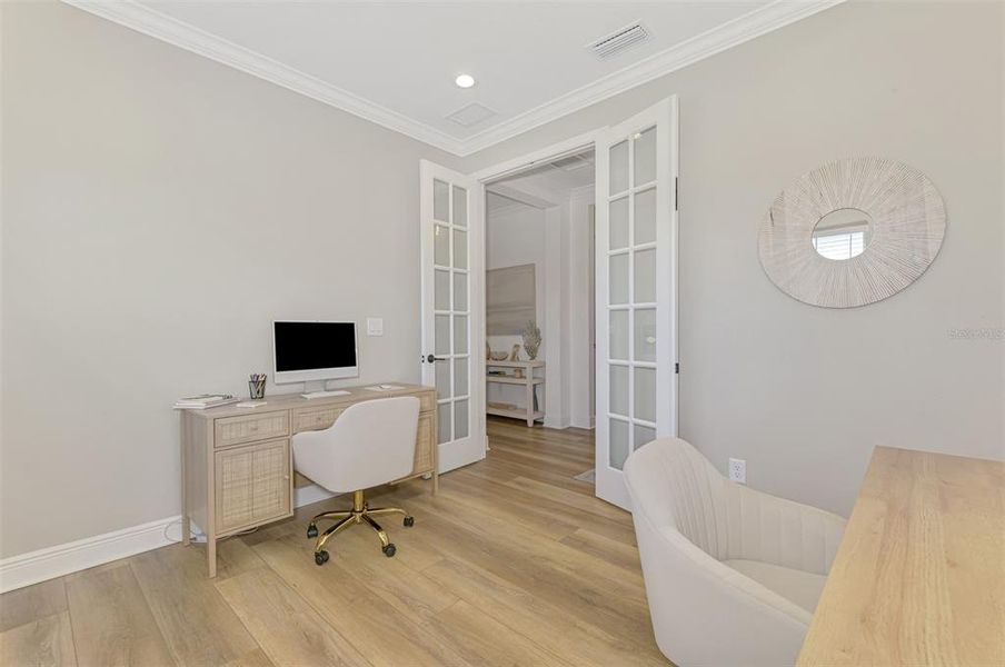 Furnished interior view inside a new home in , Sarasota (Image 12).