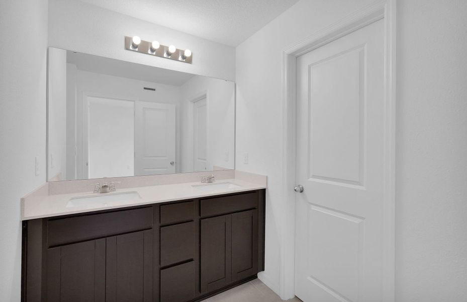 Furnished interior view inside a new home in Normandy Pines, Jacksonville (Image 9).