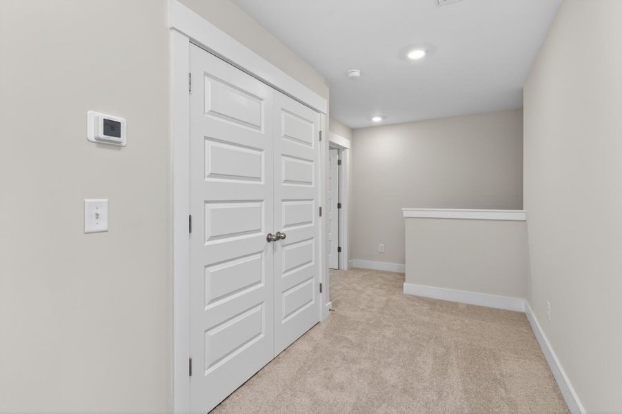 Spacious, unfurnished interior of a new home in Highland Bluff, Aiken (Image 14).