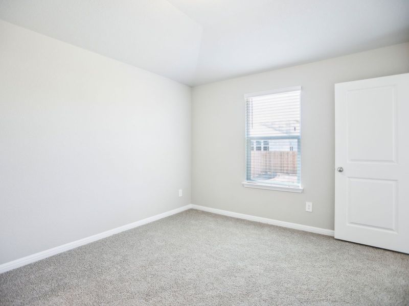 Spacious, unfurnished interior of a new home in Waterstone Crossing, Kyle (Image 9).