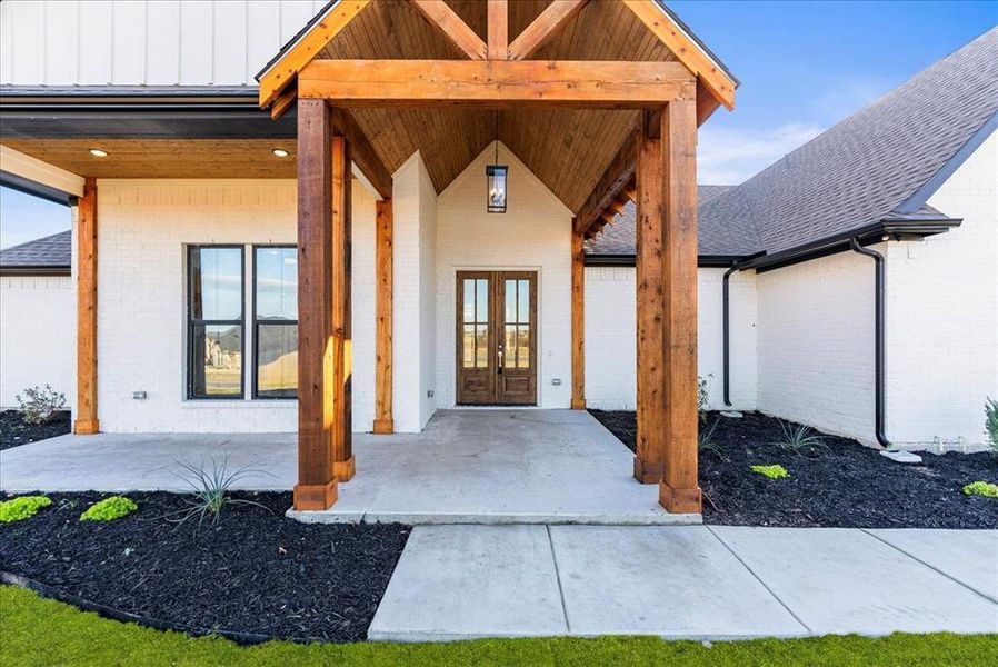 Exterior details and patio area of a home in , Godley (Image 4).