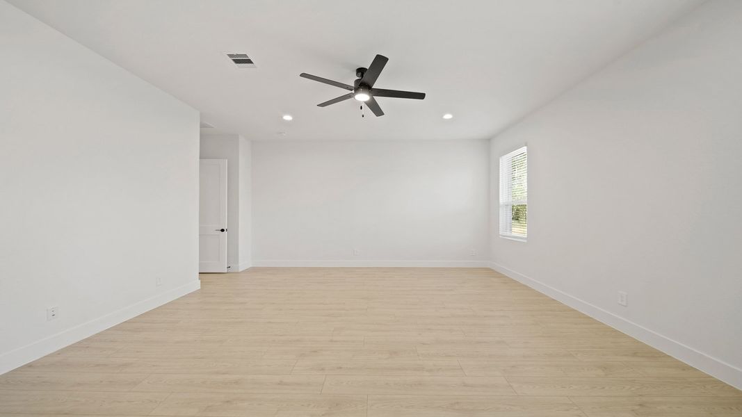Spacious, unfurnished interior of a new home in Butlers Bend Estates, Pinehurst (Image 21).