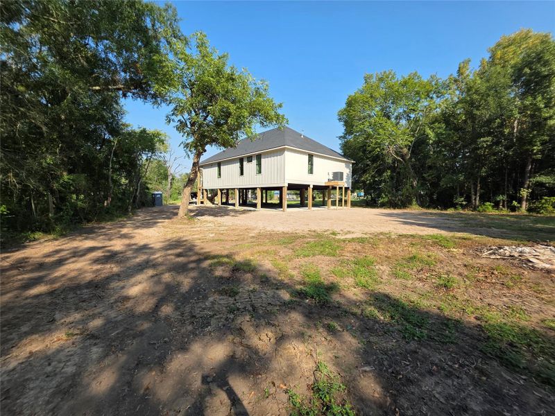 Exterior details and patio area of a home in , Bridge City (Image 1).
