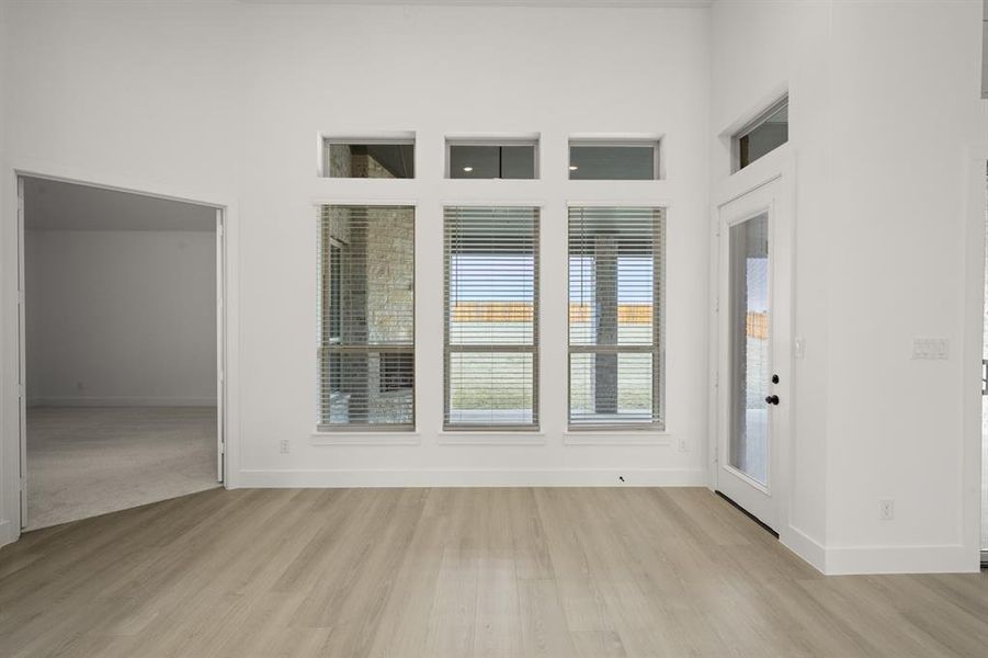 200 Broadmoor- Nook-1