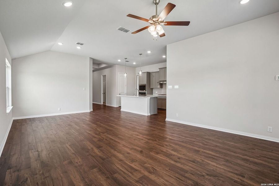 Spacious, unfurnished interior of a new home in Veranda, San Antonio (Image 22). Spacious, unfurnished interior of a new home in Veranda, San Antonio (Image 22).