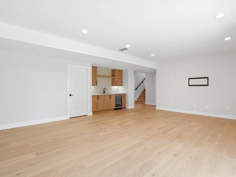 Spacious, unfurnished interior of a new home in , Louisville (Image 25).