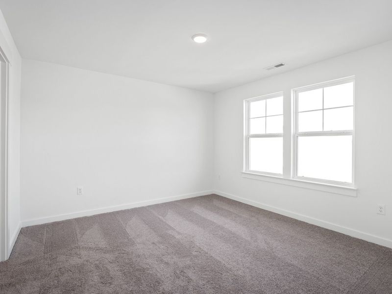 Spacious, unfurnished interior of a new home in Woods Crossing, Gallatin (Image 32).