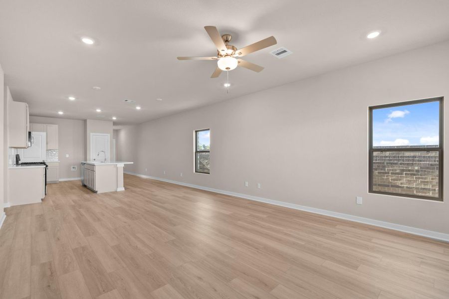 Spacious, unfurnished interior of a new home in Cypress Green, Hockley (Image 18).