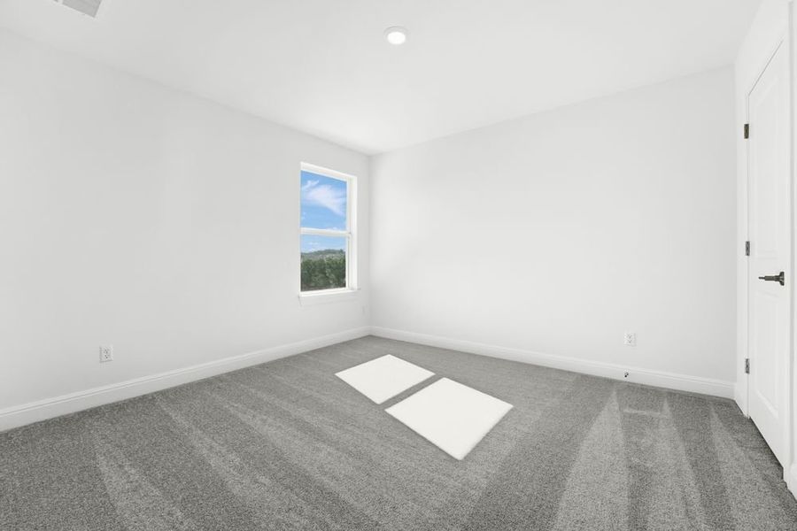 Spacious, unfurnished interior of a new home in Travisso, Leander (Image 18).