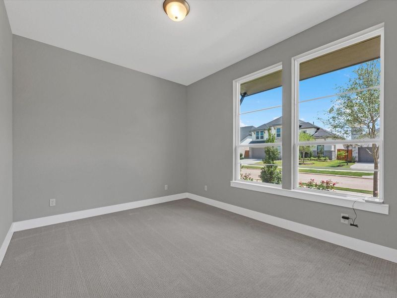 Spacious, unfurnished interior of a new home in Pecan Ridge, Fulshear (Image 19). Spacious, unfurnished interior of a new home in Pecan Ridge, Fulshear (Image 19).