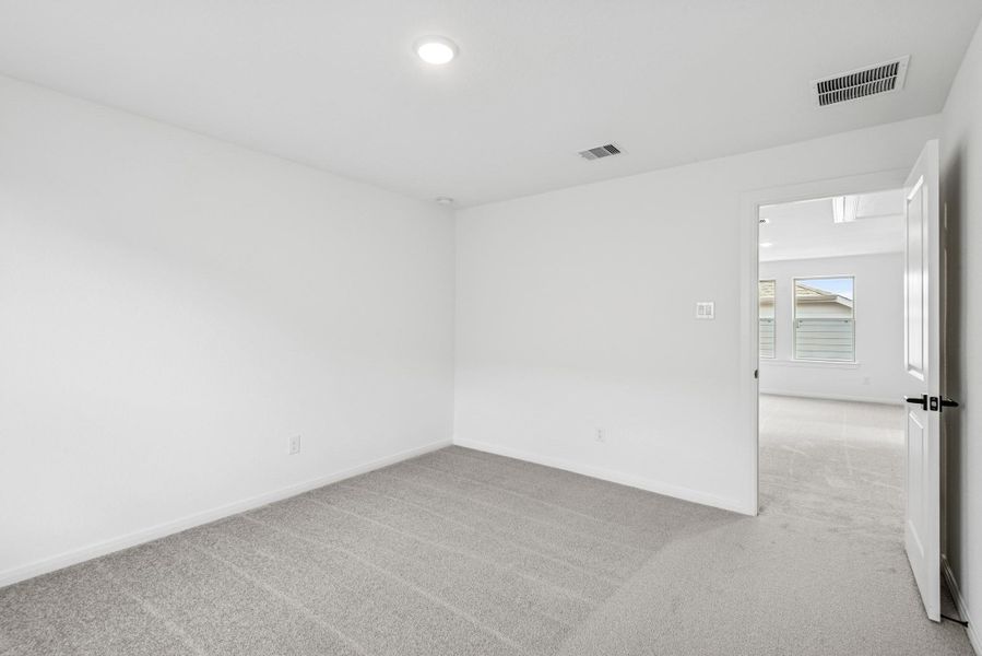 Spacious, unfurnished interior of a new home in Escondido 45’ Homesites, Magnolia (Image 25).