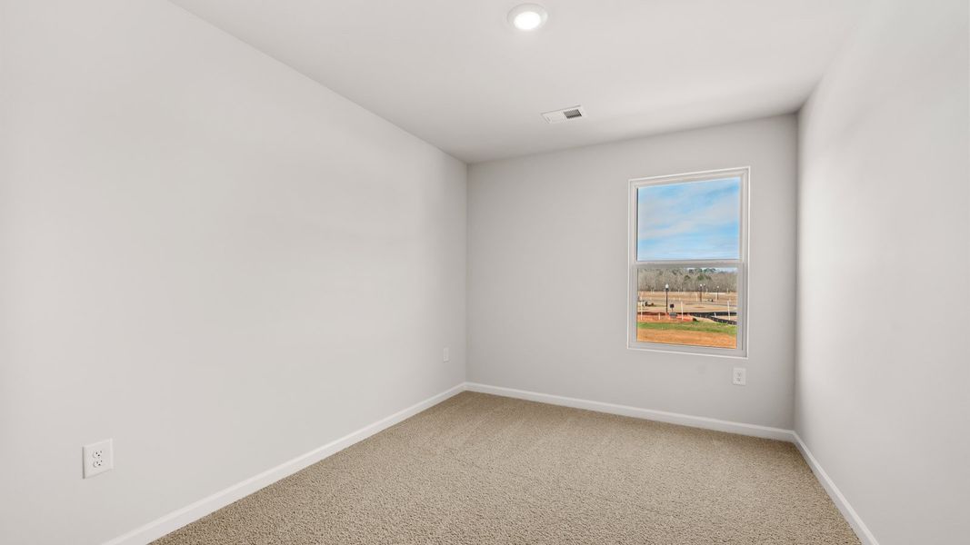 Spacious, unfurnished interior of a new home in Echo Glen, Stockbridge (Image 18).