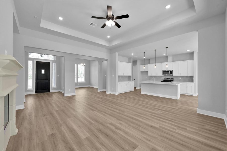 Spacious, unfurnished interior of a new home in , Houston (Image 20). Spacious, unfurnished interior of a new home in , Houston (Image 20).
