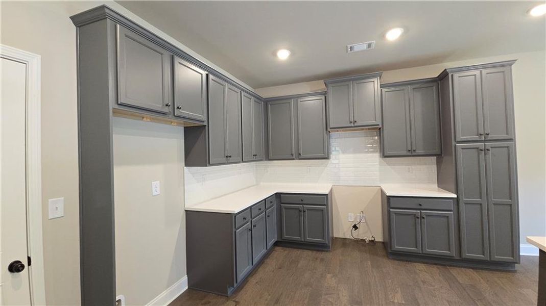 Furnished interior view inside a new home in , Grayson (Image 8).