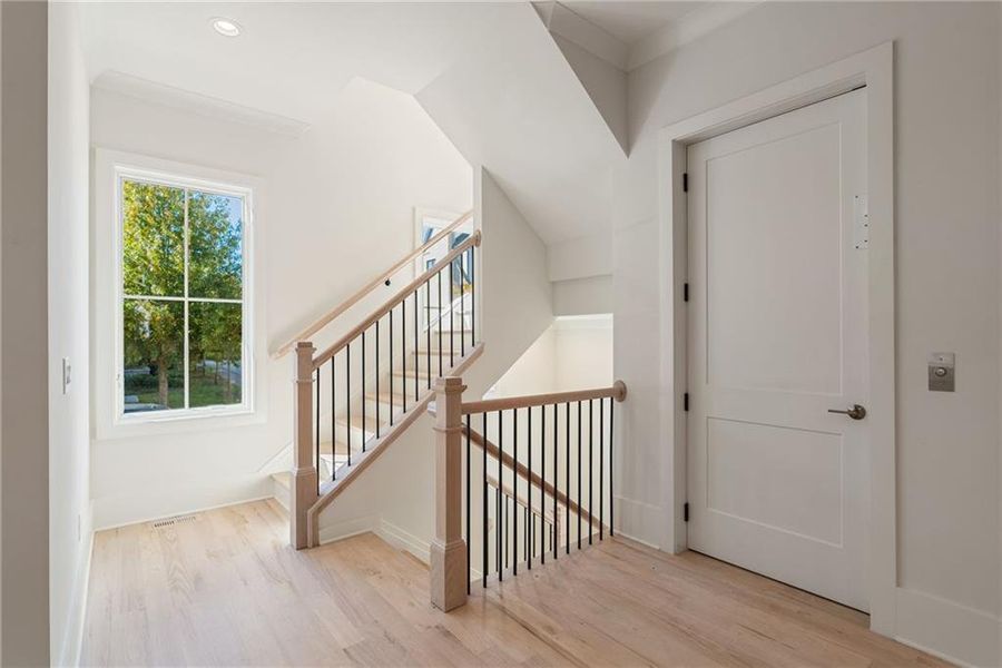 Spacious, unfurnished interior of a new home in , Alpharetta (Image 44).