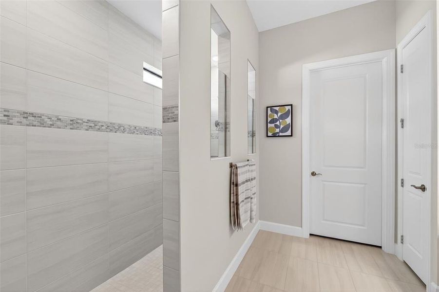 Image 50 of a home in .