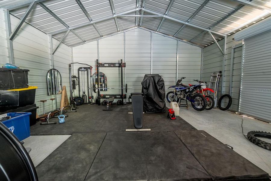 Community amenities in , Fort White (Image 41).