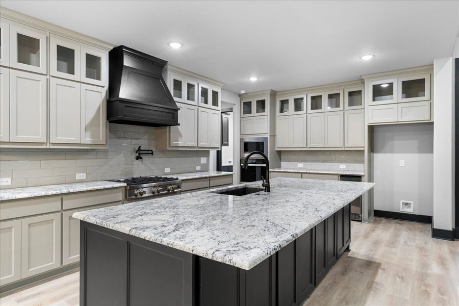 Representative furnished interior of a home built from the The Harper II by Doug Parr Custom Homes in Monarch Manor, Poolville (Image 5).