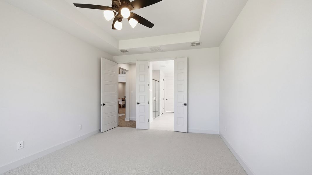 Spacious, unfurnished interior of a new home in Eliana, McKinney (Image 22).
