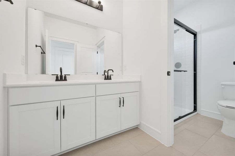 Furnished interior view inside a new home in Kreymer at the Park, Wylie (Image 20). Furnished interior view inside a new home in Kreymer at the Park, Wylie (Image 20).