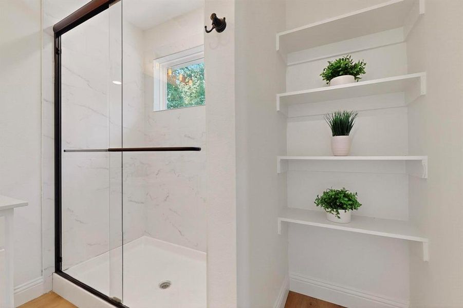 Furnished interior view inside a new home in , Dallas (Image 15).